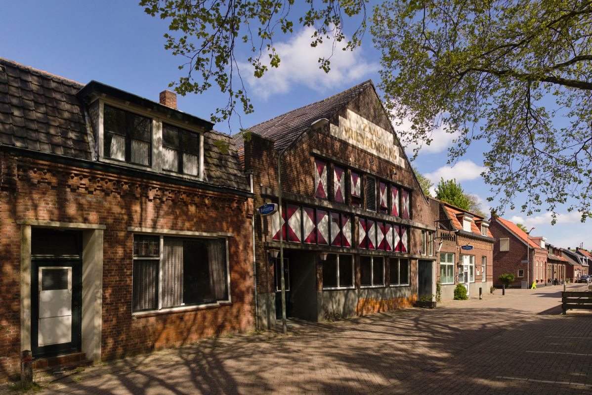 afbeelding van een historisch straatje in Steyl.