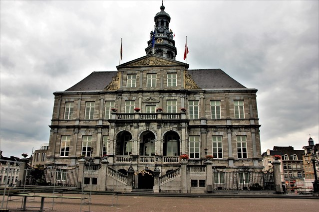 Het stadhuis van Maastricht
