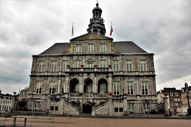 Het stadhuis van Maastricht