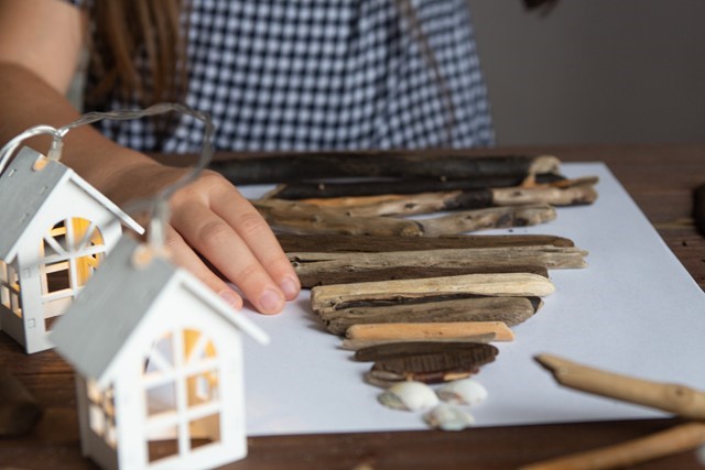 Kerstdecoratie maken van je strandjutvondsten