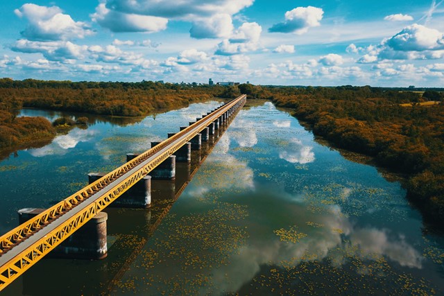 Indrukwekkende bruggen wandeltips; de Moerputten