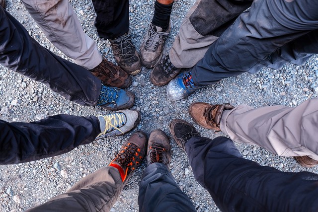 Hier moet je aan denken bij het wandelen op onverharde paden wandelschoenen