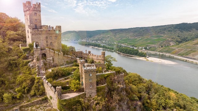 Burcht Sooneck in het Boven Midden-Rijndal. (Foto: © Rheinland-Pfalz Tourismus GmbH)