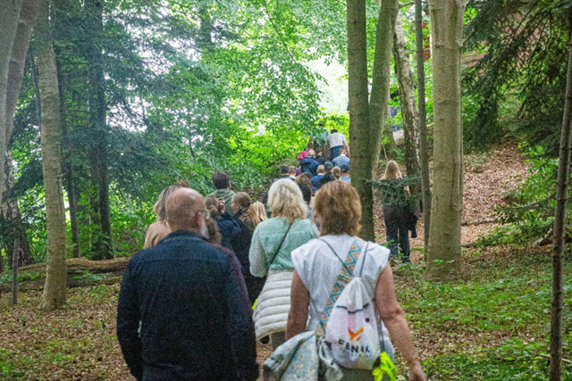 Wandeling Vol Herinneringen 25 Jaar Zonder Maud Altijd In Voor Een Grap