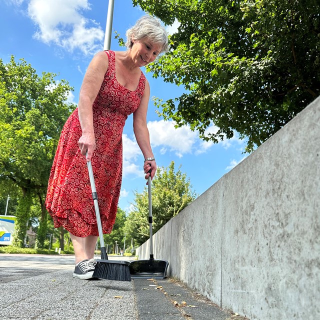Bernadette Hakken, oftewel 'Het Peukenmeisje' in actie. (Foto: © Anton Damen)