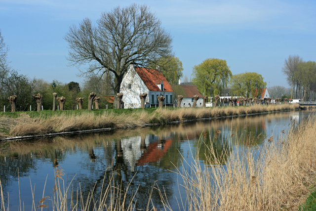 Wandelen In Vlaanderen (België) West Vlaanderen 5. Zwinstreek En Damme Natuur Aan De Kust