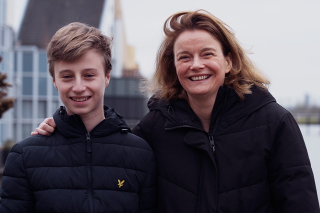 afbeelding van Wikke en zijn moeder Liselijn.