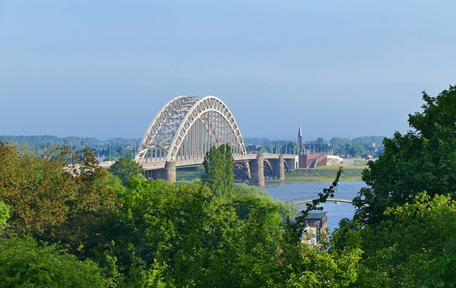 Afbeelding Waalbrug