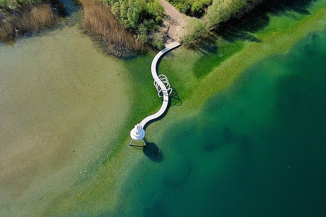 luchtfoto van het kunstwerk