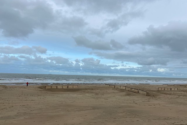 Kustwandelroute etappe van Oostende naar Blankenberge; zee in Wenduine