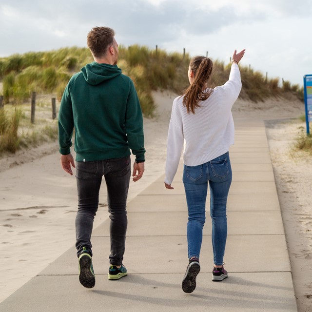 twee wandelaars met Grisport wandelschoenen.