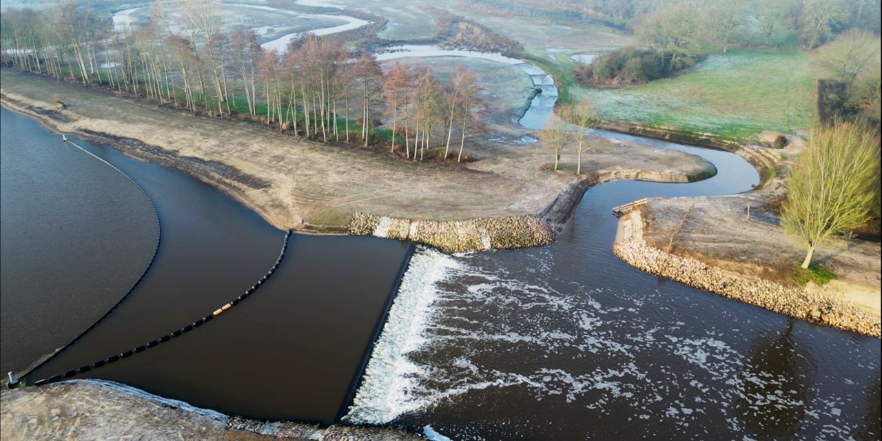 Wandelen Door Verrassende Waterlandschappen
