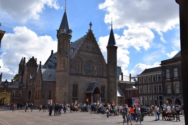 Het Binnenhof in Den Haag