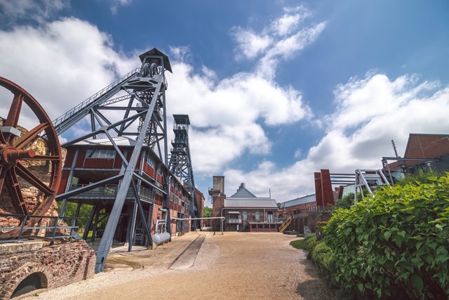industriele werken en panden in Charleroi.