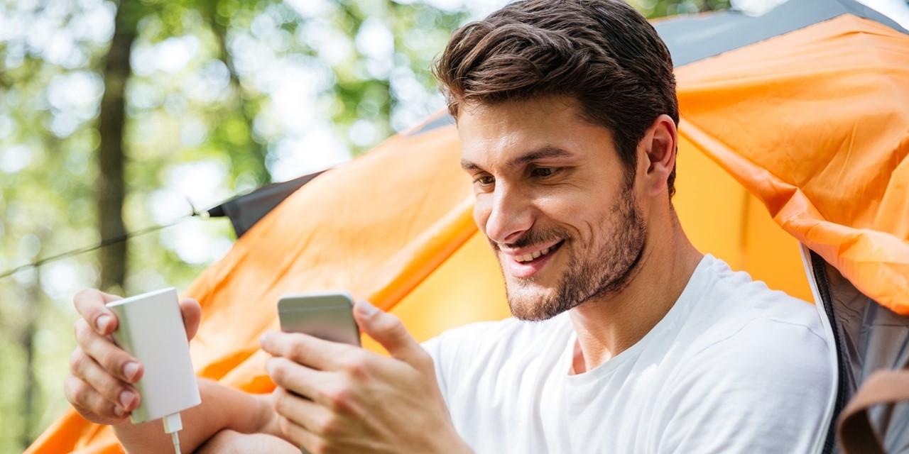 Header | Een powerbank voor een lange wandeltochtwandelvakantie tips