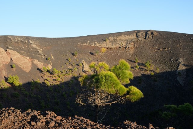 afbeelding van de vulkaan San Antonio op La Palma.