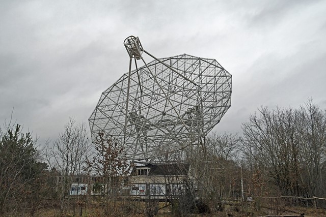Radiotelescoop bij Dwingeloo