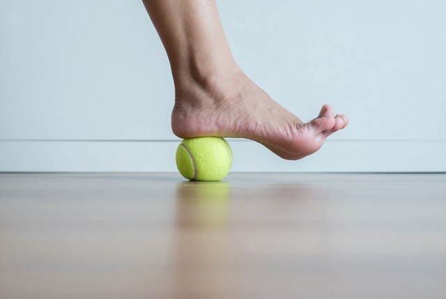 Hielspoor Wat Is Het En Hoe Kom Je Er Snel Van Af Tennisbal