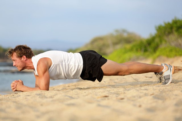 Buikspieren Trainen Ook Belangrijk Als Je Veel Wandelt: Buikspiertraining strand