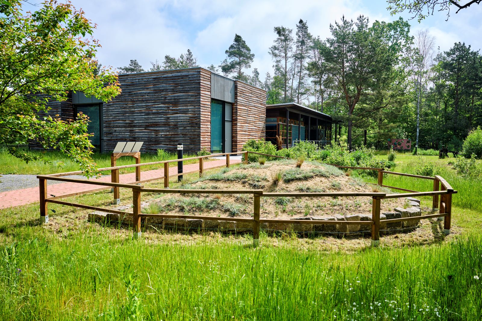 Bezoekerscentrum Auenhaus in Biosfeerreservaat Midden-Elbe