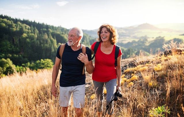 Afbeelding samen wandelen
