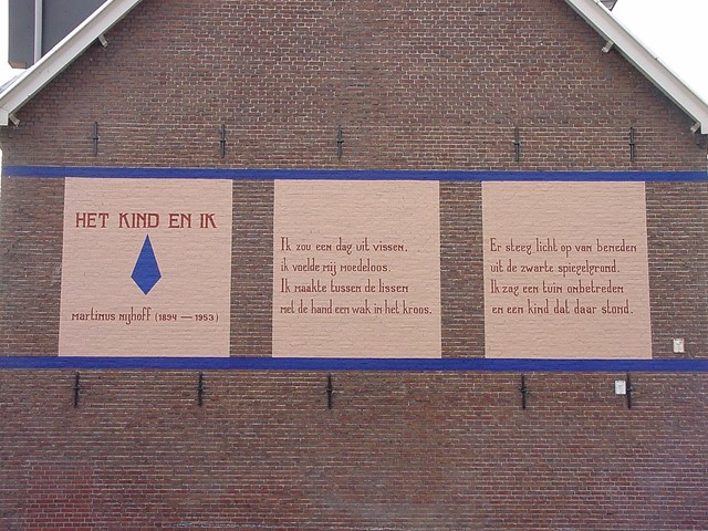 Muurgedicht van Martinus Nijhoff in Leiden