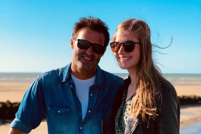 11strandentocht: deelnemers Marcel en Sanne.