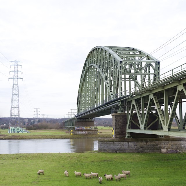 Brug over de rijn Arnhem