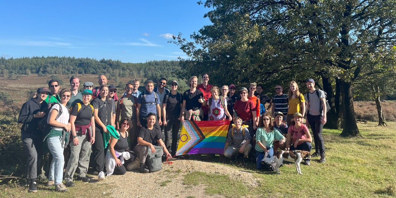Al 1000 Leden Voor Hiking Queers Netherlands: Groep Queers