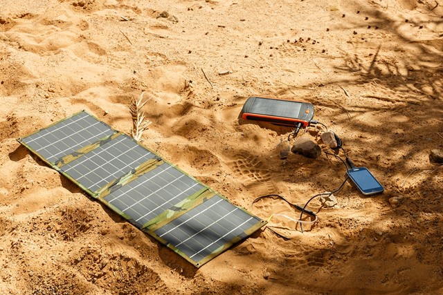 Powerbank opladen met panelen