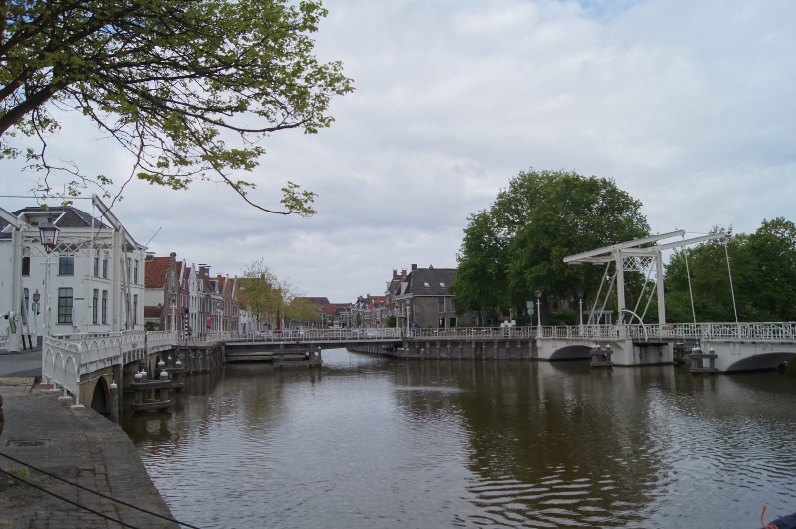 Van Harlingen Naar Franeker Op Gepaste Afstand 