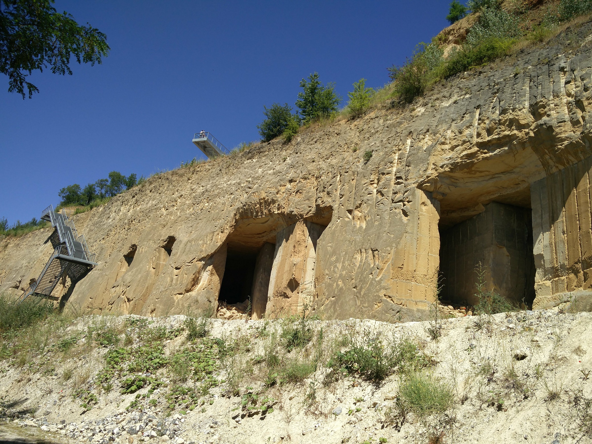 Header | Wandelen nabij archeologische vondsten in nederland