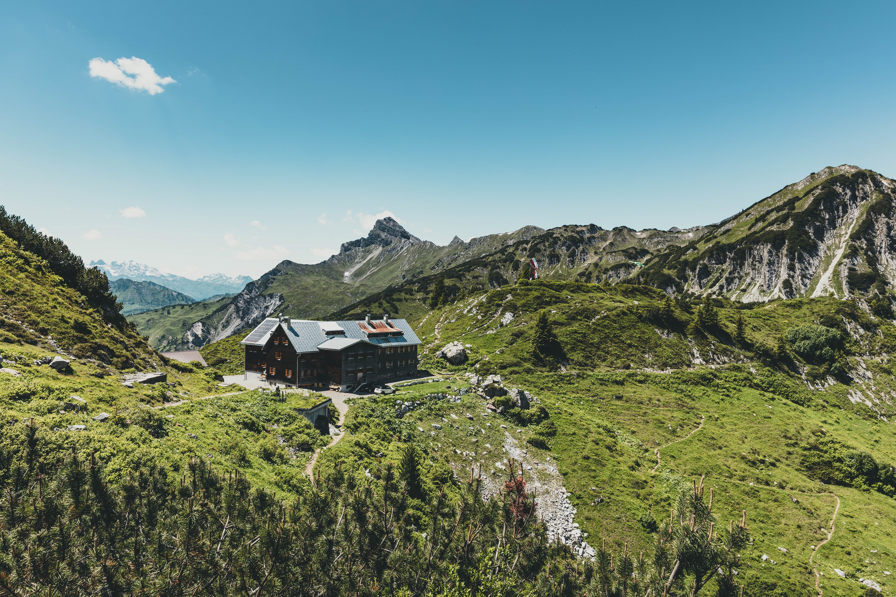 Overnachten in containers bij Biwak-Schachtel - Foto: Christoph Schöch / Lech Zürs Tourismus