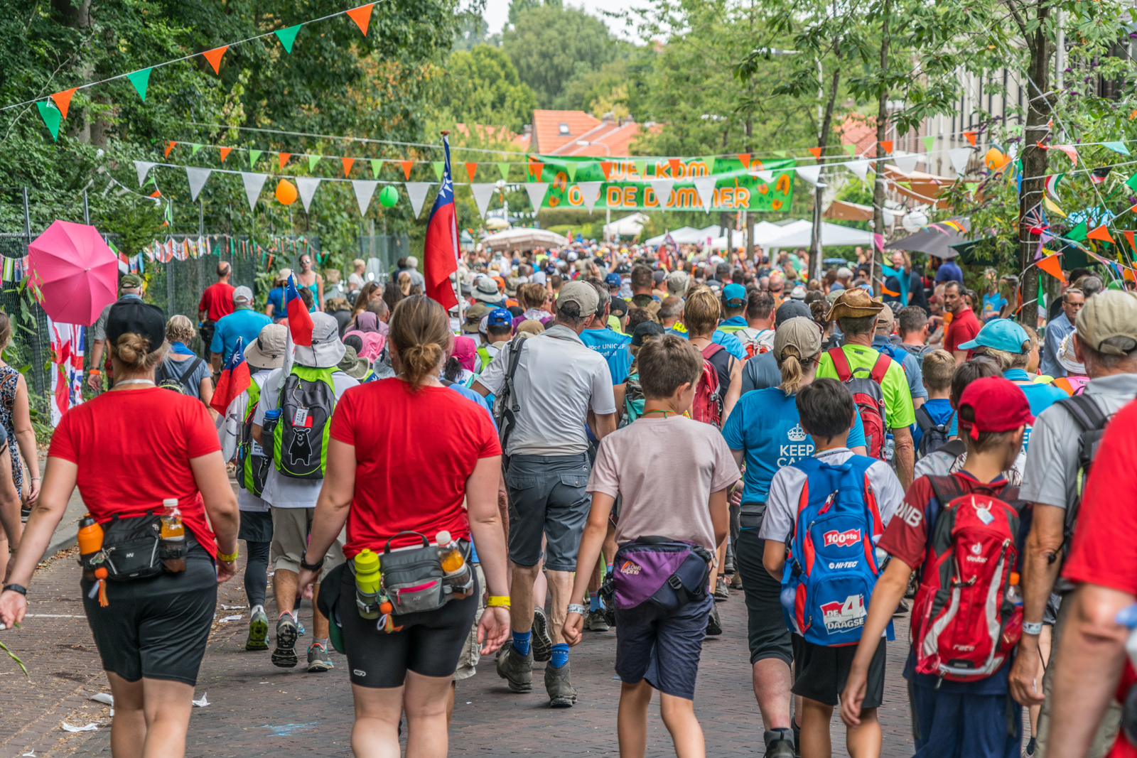 wandelaars op de 4Daagse Nijmegen