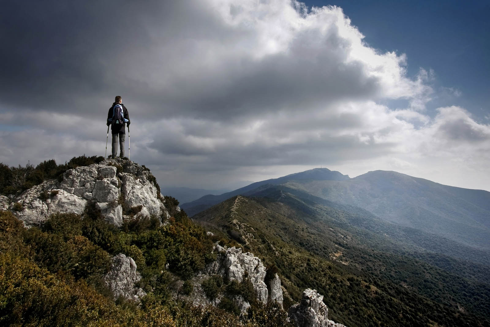 Weersvoorspellingen doen door goed kijken naar de natuur