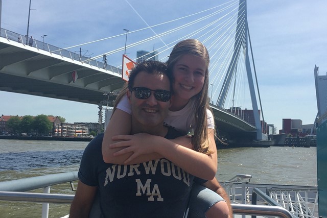 11strandentocht: deelnemers Marcel en Sanne.
