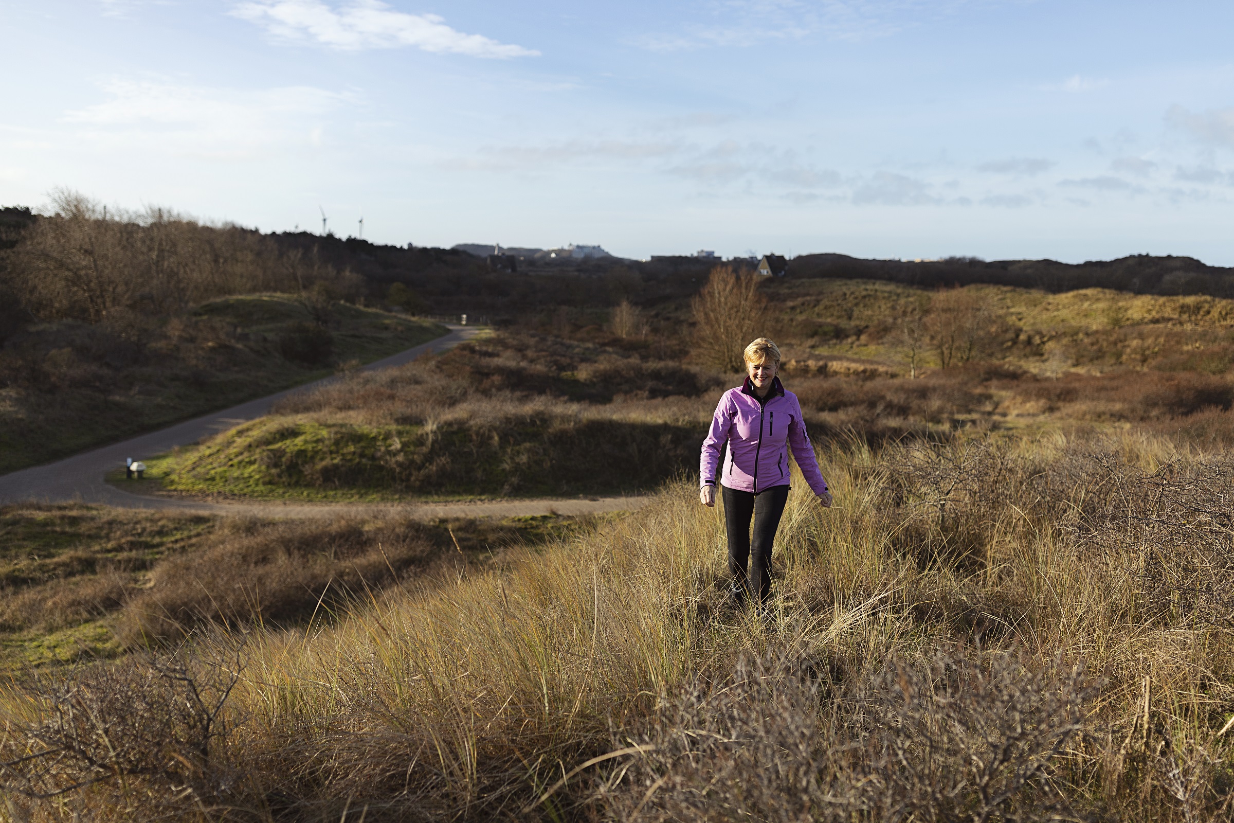 Olga Commandeur in de duinen bij Beverwijk 