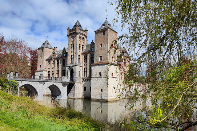 Wandelroute België Brugse ommeland: Kasteel Tillegem