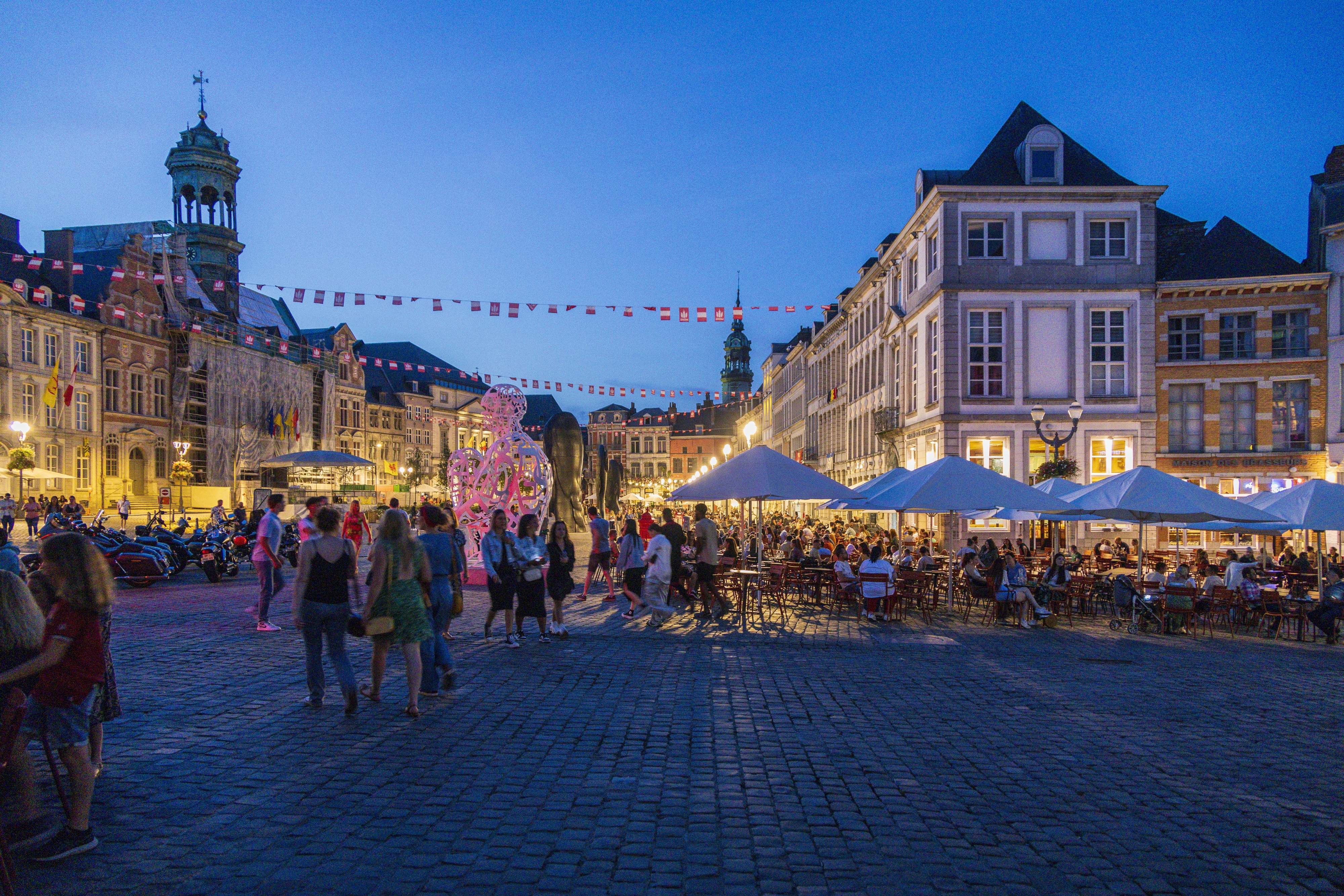 WBT J. Drenth Mons Grand Place