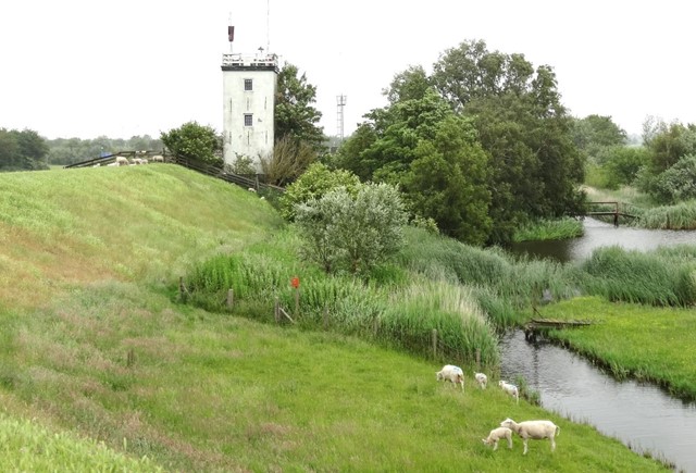 Zuiderzeepad Etappe 22 Stavoren Workum: Vuurtoren Workum