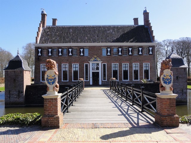 Menkemaborg bij Uithuizen