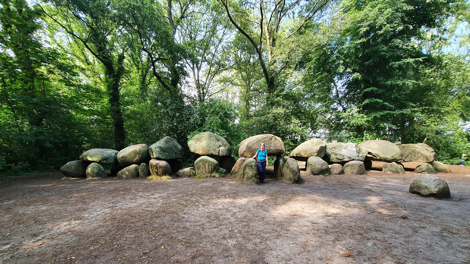 Wandelen In De Ijstijd De Hunebedden Van Borger; Hunebedden Borger