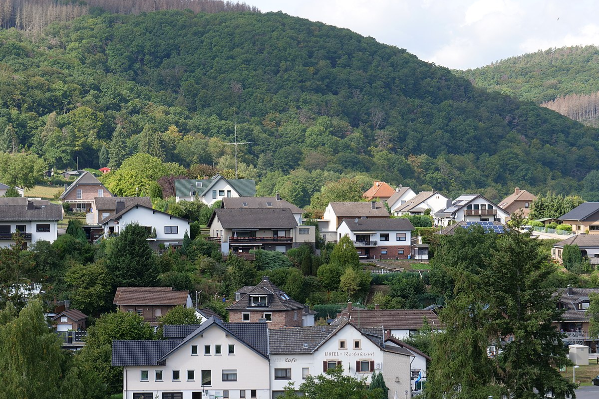 Wandelreis Duitsland Langs Burcht Nideggen (Najaar)