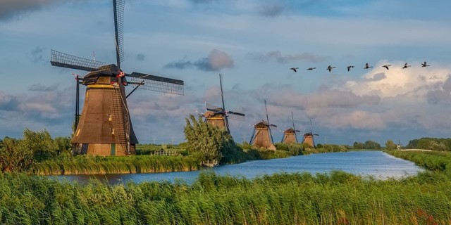 Wandelen Langs Het Water 10 Tips De Mooiste Wandelroutes Langs Molens