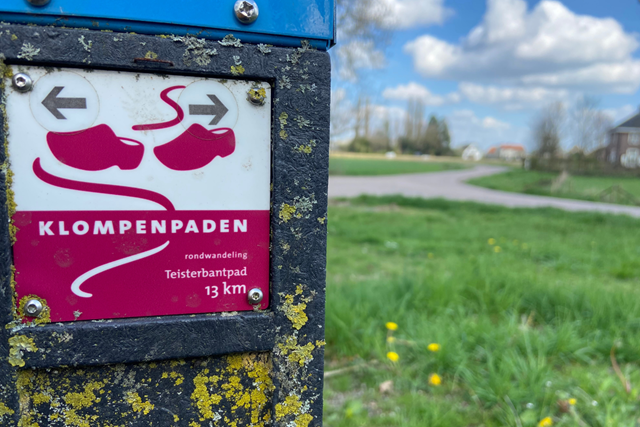 Bloesemwandeling Klompenpad Teisterbantpad In De Betuwe; Bord klompenpad