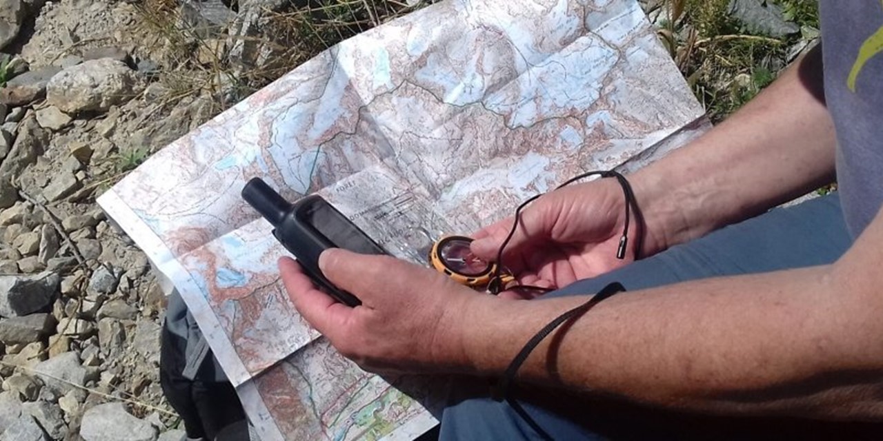 Oriëntatietraining voor het lezen van kaart, GPS en kompas