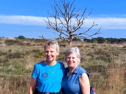 In Verbinding Door Wandelen (1)