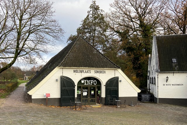 Veluwe Zwerfpad etappe 1 Arnhem - Wolfheze, Witte Watermolen in Arnhem