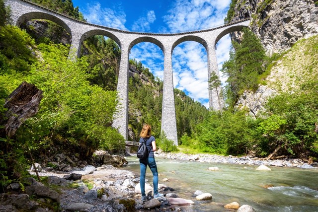 Wandelen door de natuur van Zwitserland: Wandelvakantie langs het Albula- en Berninaspoor