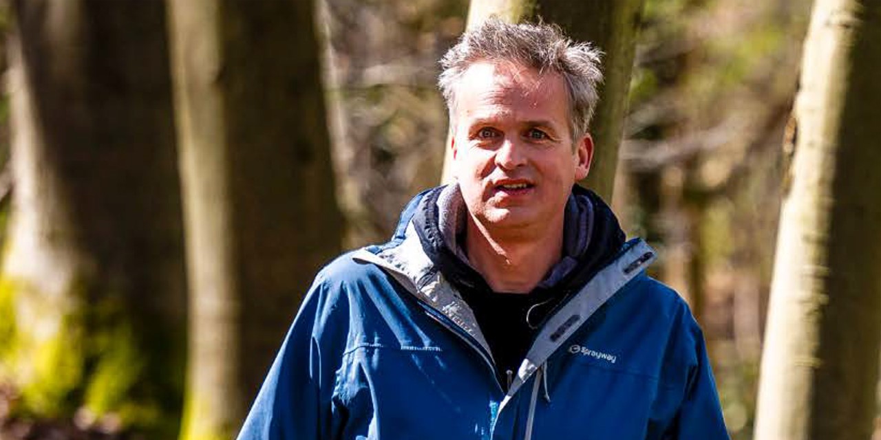 Arnout Dwars Door De Lage Landen